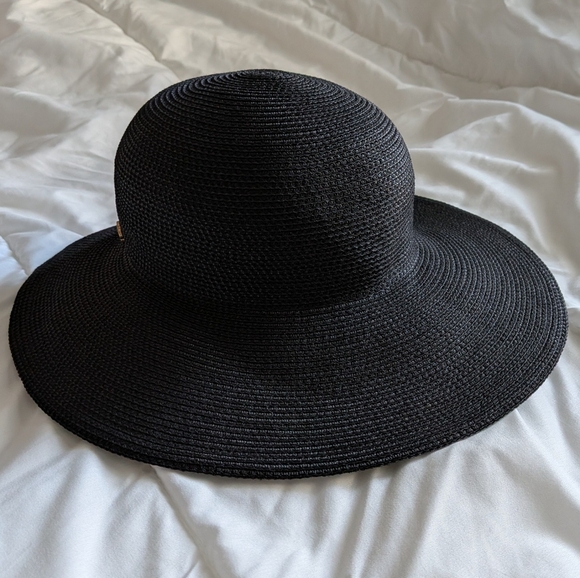 Eric Javits Black Straw Hat🖤 - Picture 2 of 7